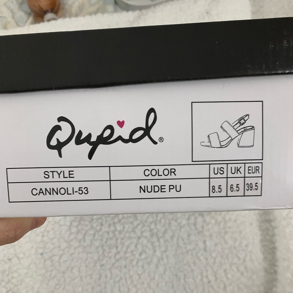 Wedge, low heel type dress shoes